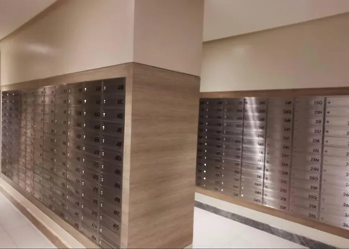 Executive Gem Beside Malls And Bars At Uptown Bgc Apartment Manila