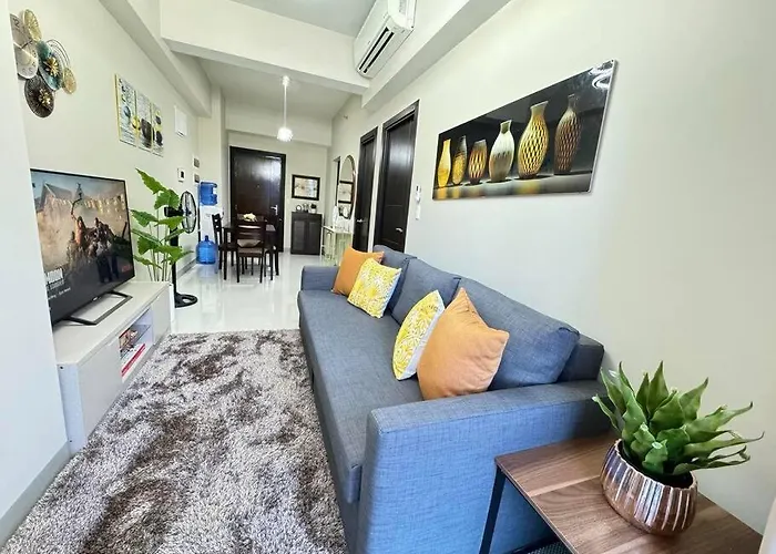 Executive Gem Beside Malls And Bars At Uptown Bgc * Manila